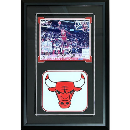 Michael Jordan Autographed Chicago Bulls Deluxe Framed 8x10 Photo - UDA Upper Deck