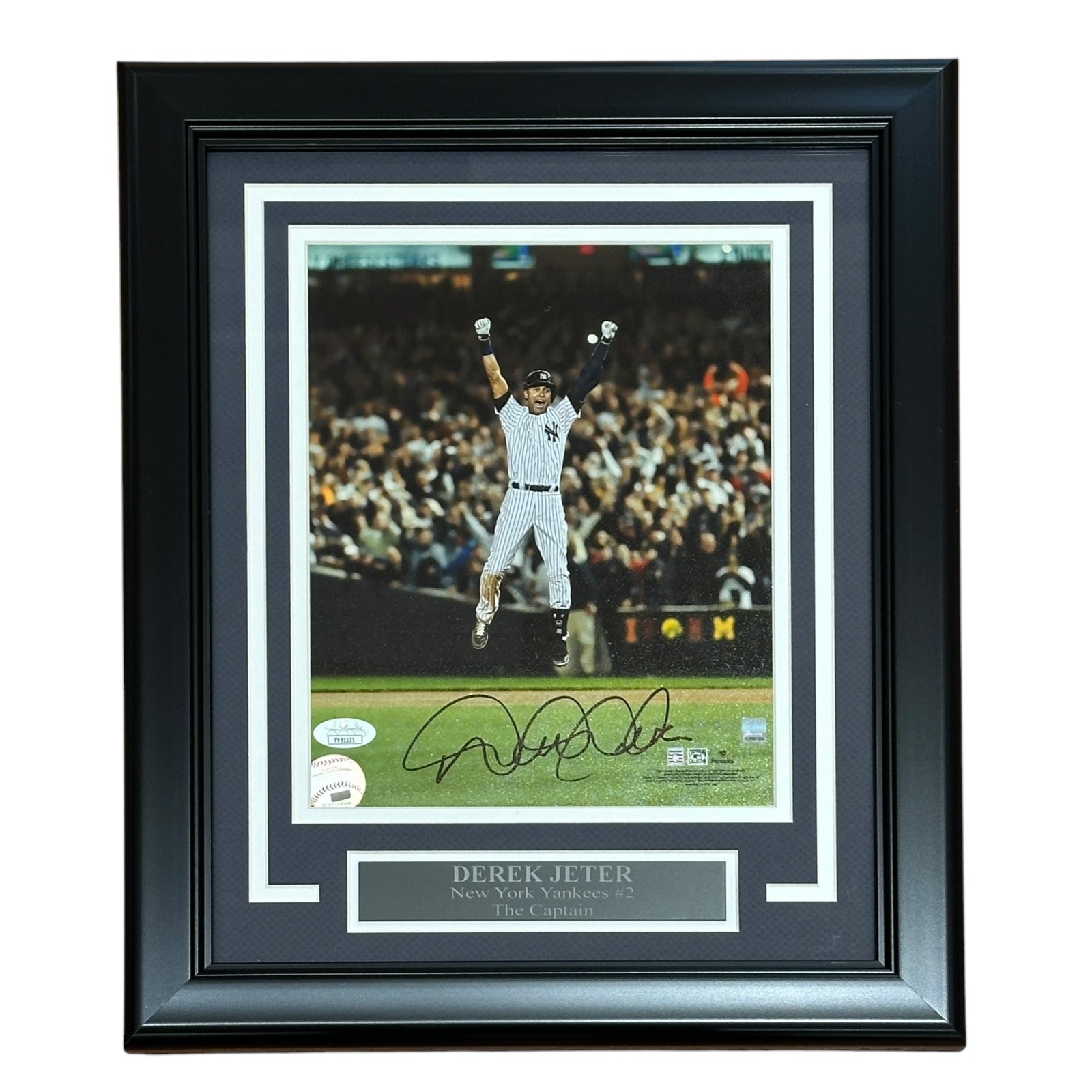 Derek Jeter Autographed New York Yankees (Final Game) Deluxe Framed 8x10 Photo - JSA