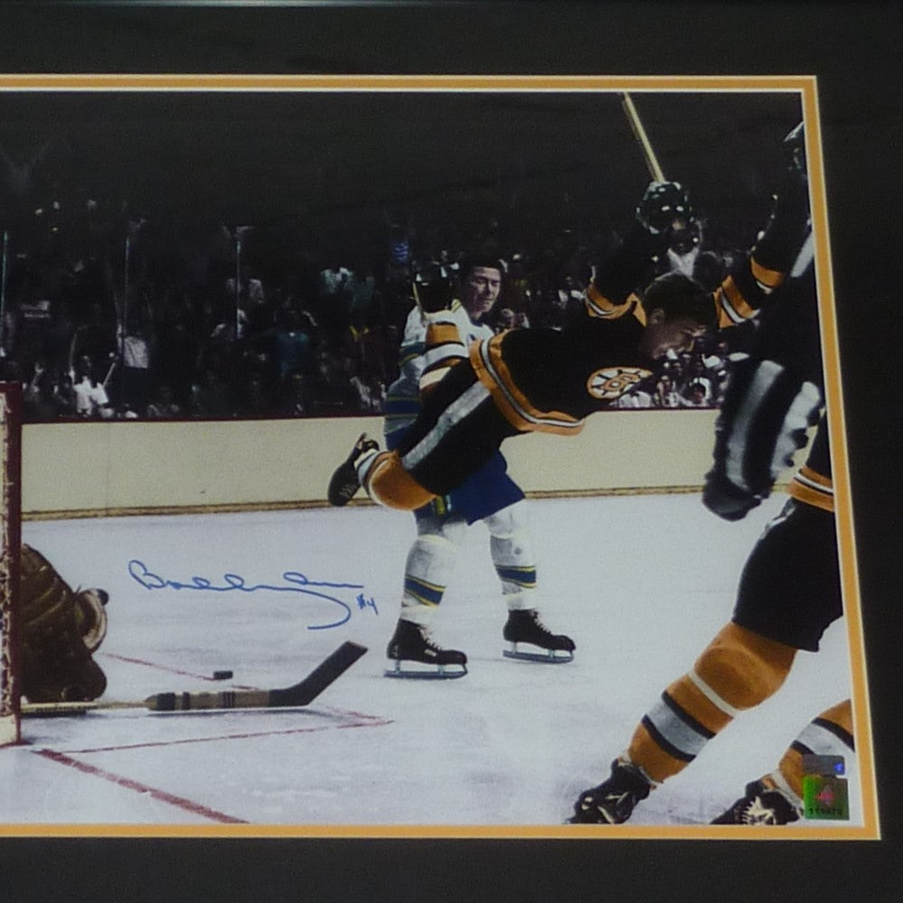 Bobby Orr Signed 16x20 store Boston Bruins