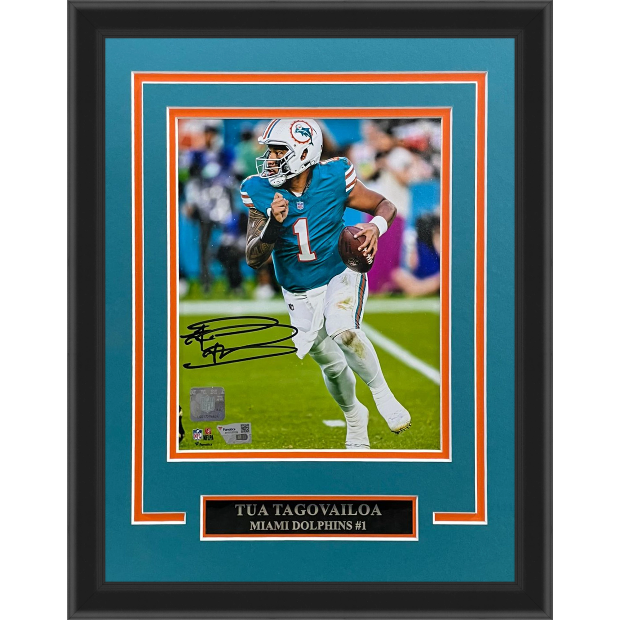 Tua Tagovailoa Autographed Miami Dolphins (Action) Deluxe Framed 8x10 Photo - Fanatics