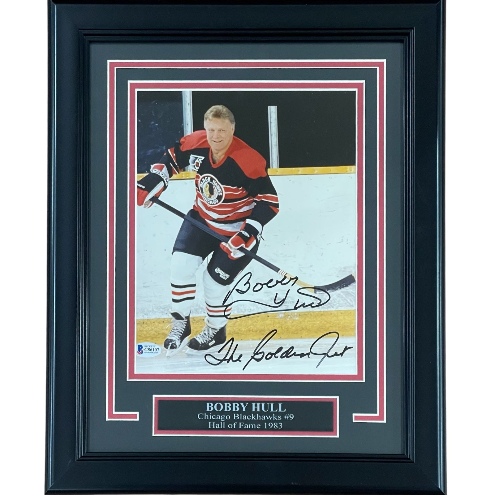 Bobby Hull Autographed Chicago Blackhawks (Action) Deluxe Framed 8x10 Photo w/ 