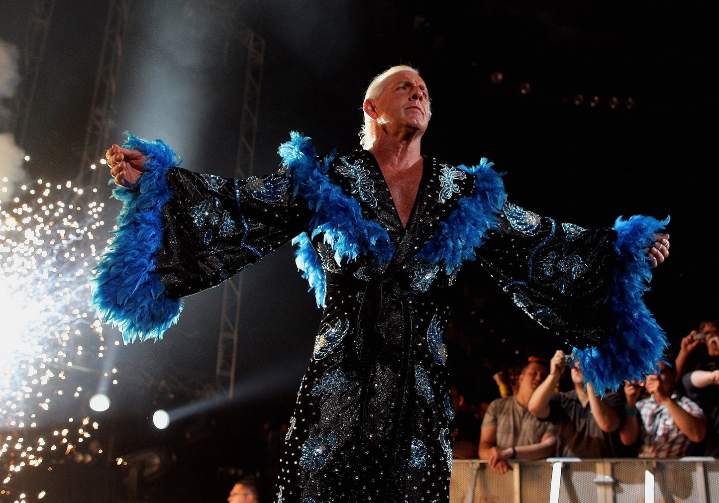 PRESALE - RIC FLAIR SIGNED BLACK & BLUE ROBE 11x14 PHOTO