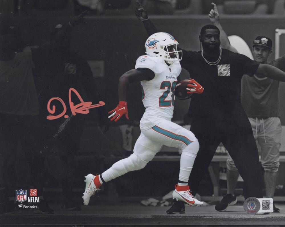 Presale - De'Von Achane Signed 8x10 Photo